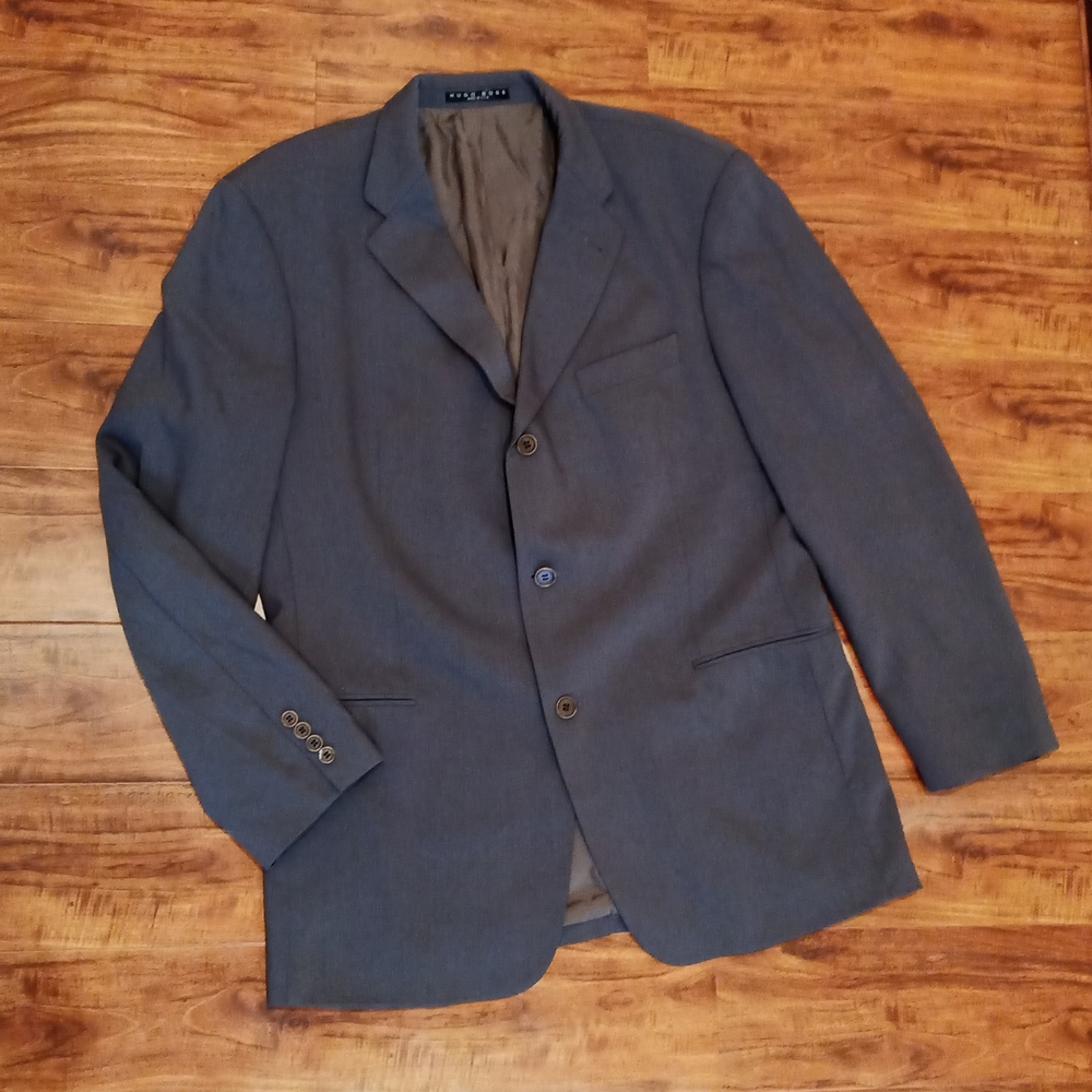 Hugo Boss Charcoal Gray Sport Coat, 44L (Est)
